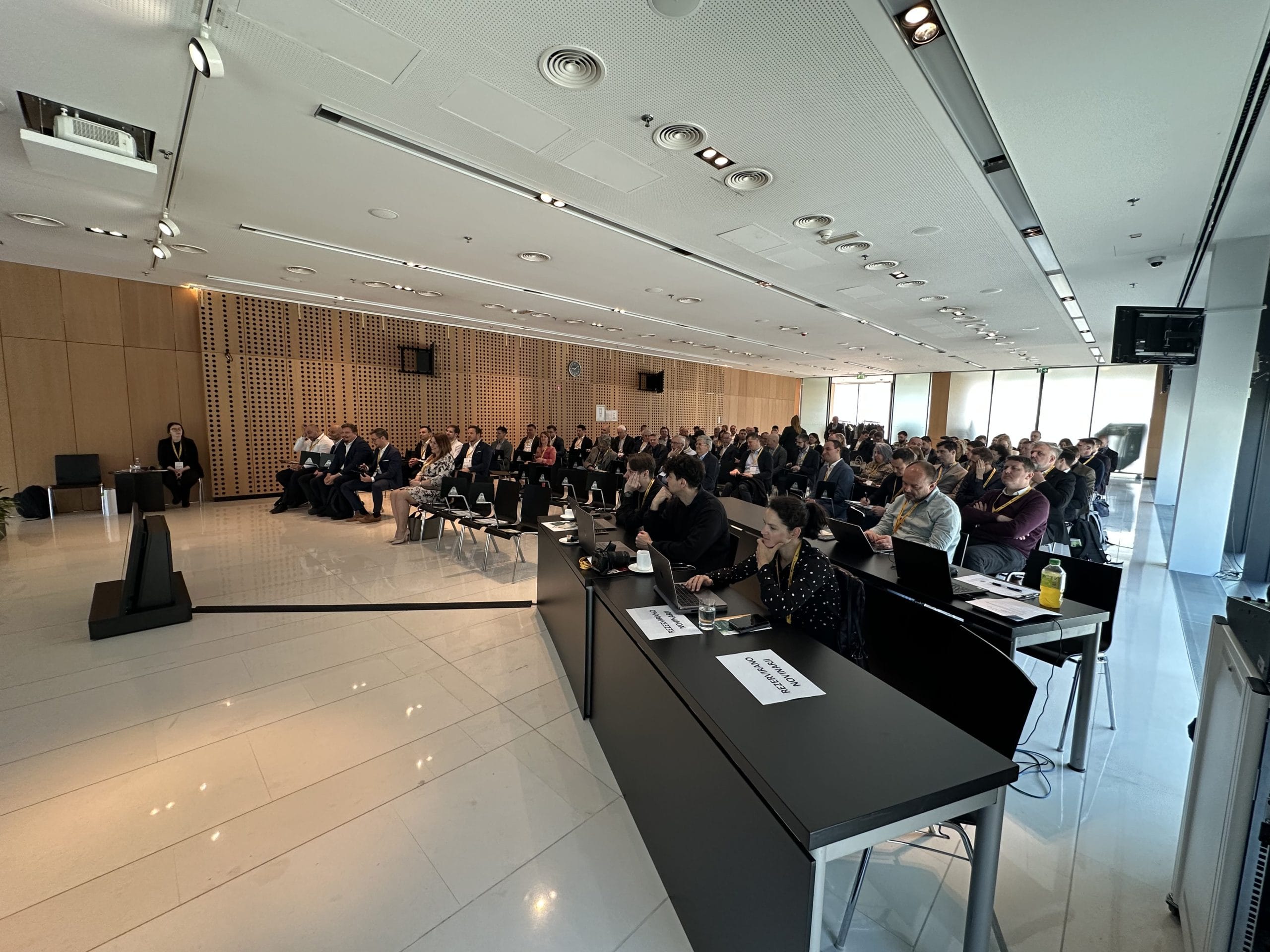 Dogodek Inovacija Energetike fotoutrinki